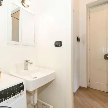 Comfy Apt - Stadio Olimpico & Pala Alpitur Apartment